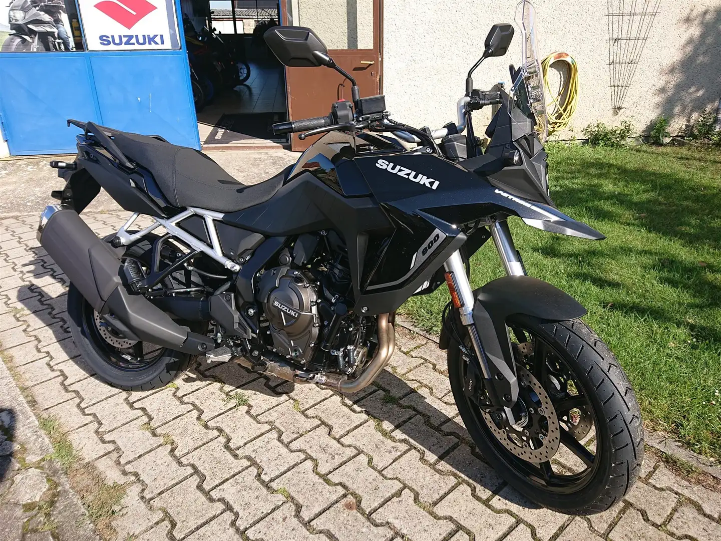 Suzuki V-Strom 800DE Чорний - 2