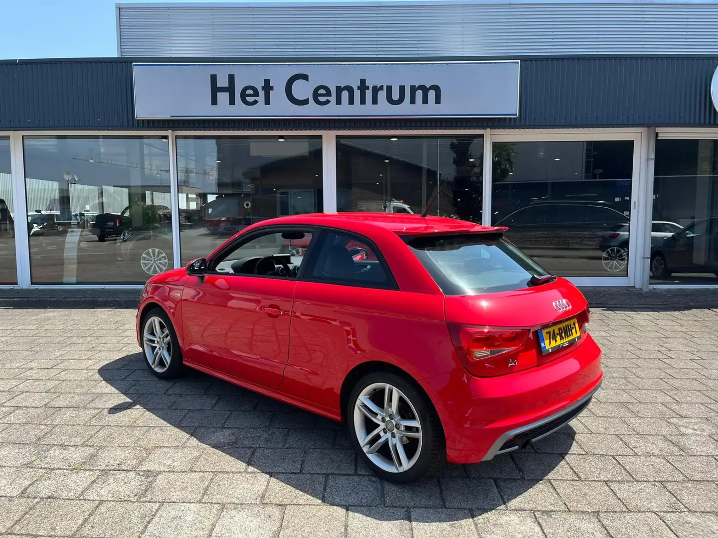 Audi A1 1.2 TFSI S edition S-line - Xenon - 17" - Navi - A Rood - 2