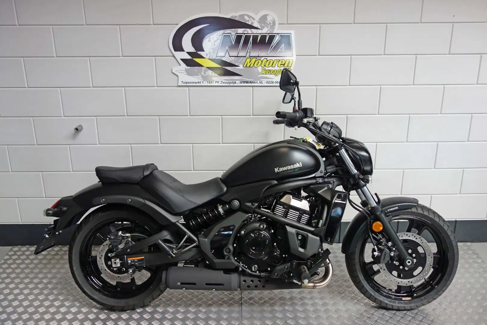 Kawasaki Vulcan S Zwart - 1