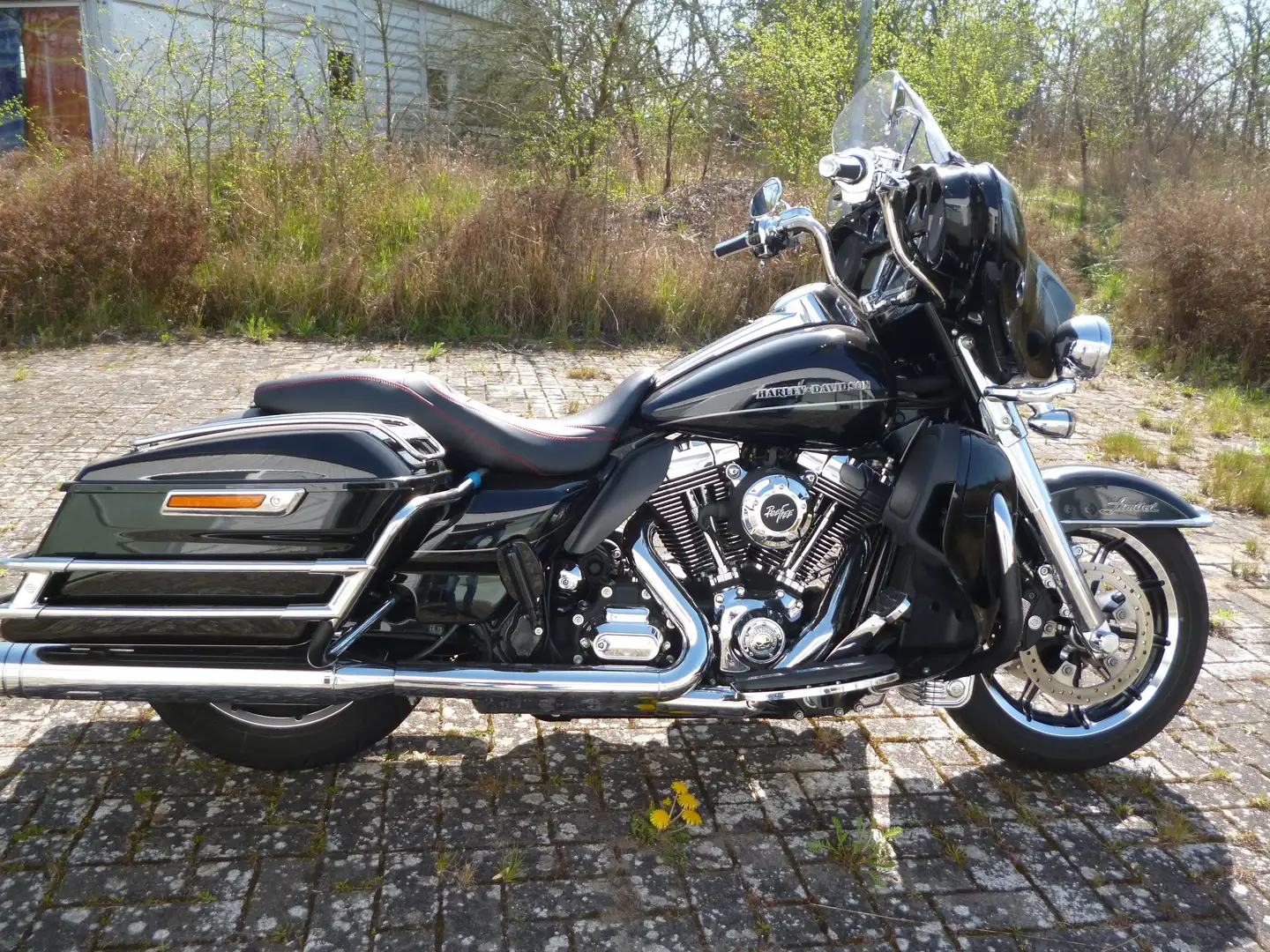 Harley-Davidson Street Glide Ultra Limited Low 2015er Modell J&H 5HD1 Schwarz - 1