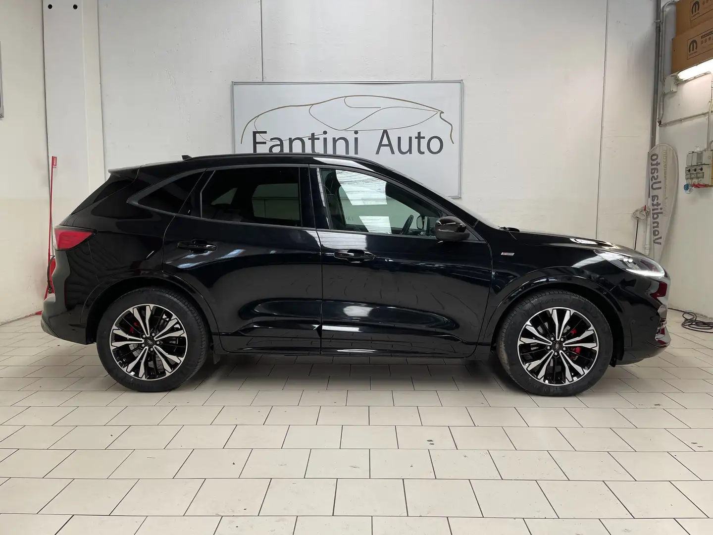 Ford Kuga ST-Line 2.5 hybrid auto-Ok Neopat-Dettagli in Bio Nero - 2