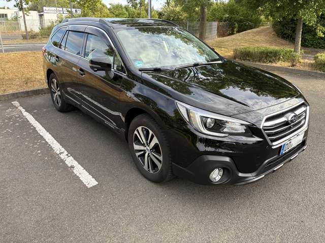Imagine Subaru OUTBACK Outback 2.5i Lineartronic Sport AHK + 1J. Garantie