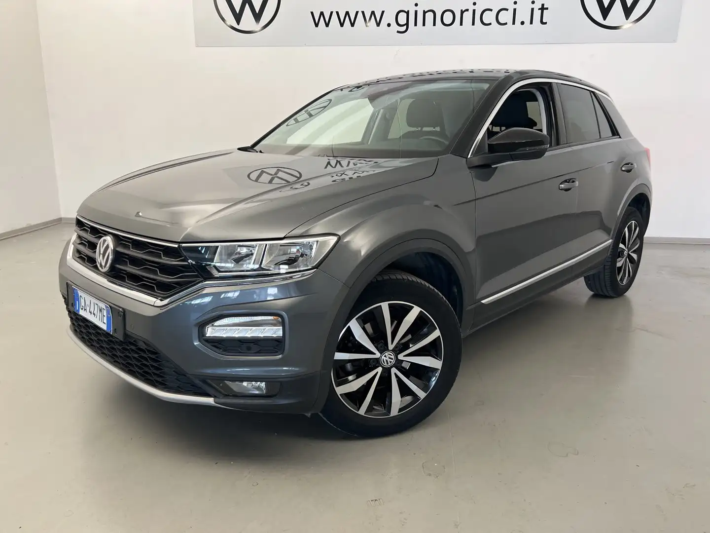 Volkswagen T-Roc 1.0 TSI Style BlueMotion Technology Gris - 2