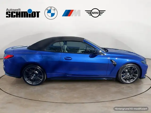 BMW M4 view 7