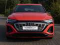 Audi Q8 e-tron Rood - thumbnail 3