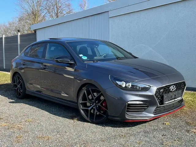 Hyundai i30 N Fastback 2.0 T-GDI Performance, ERST LESEN