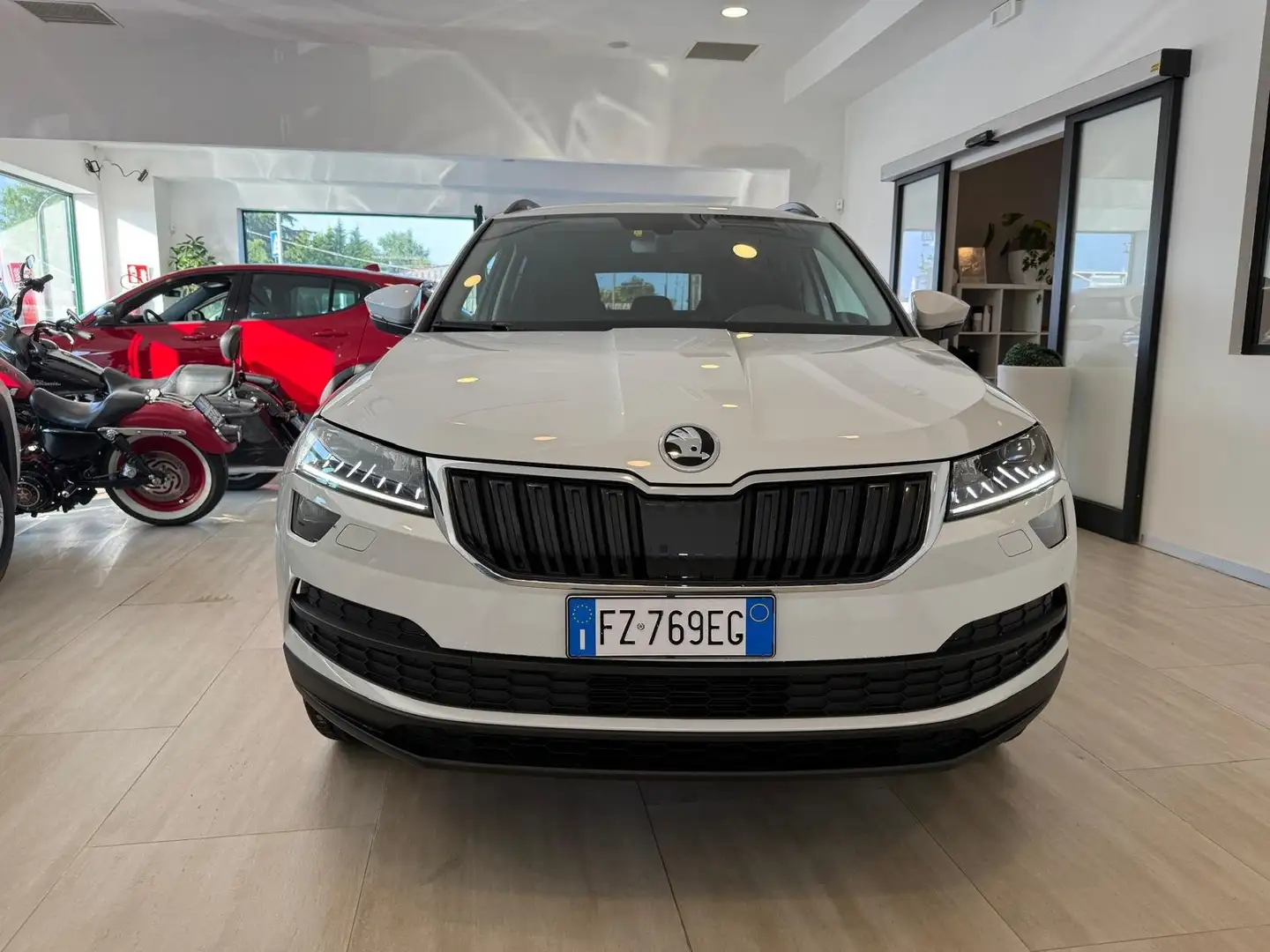 Skoda Karoq 1.6 tdi Sportline dsg Bianco - 2