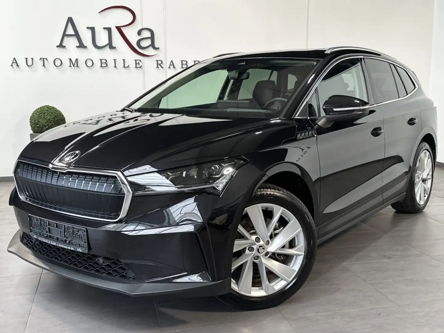 Skoda Enyaq iV 80 Suite NAV+LED+AHK+PANO+20ZOLL+KAMERA Negru - 1
