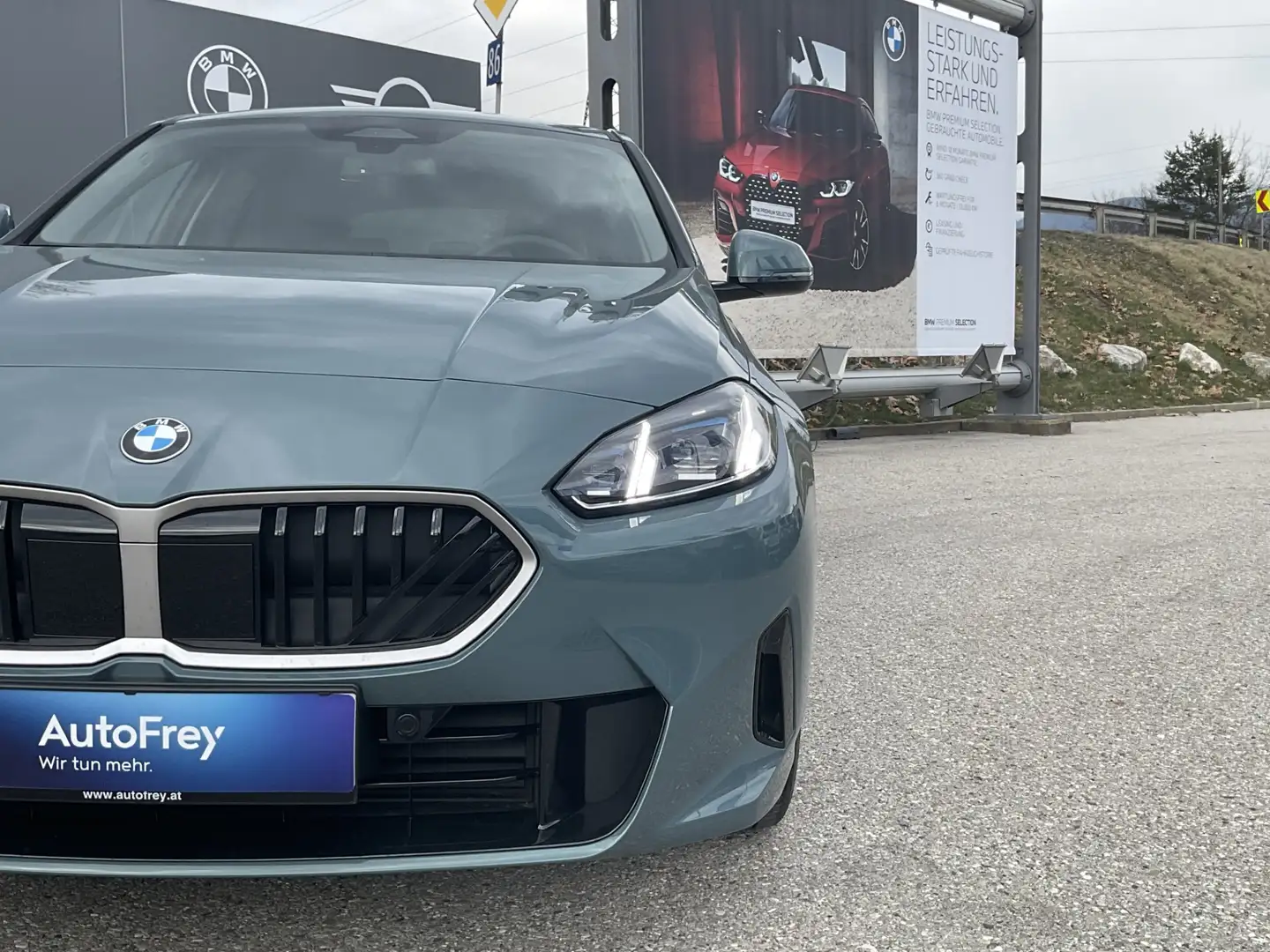 BMW 116 i 5-Tuerer F70 Grün - 2