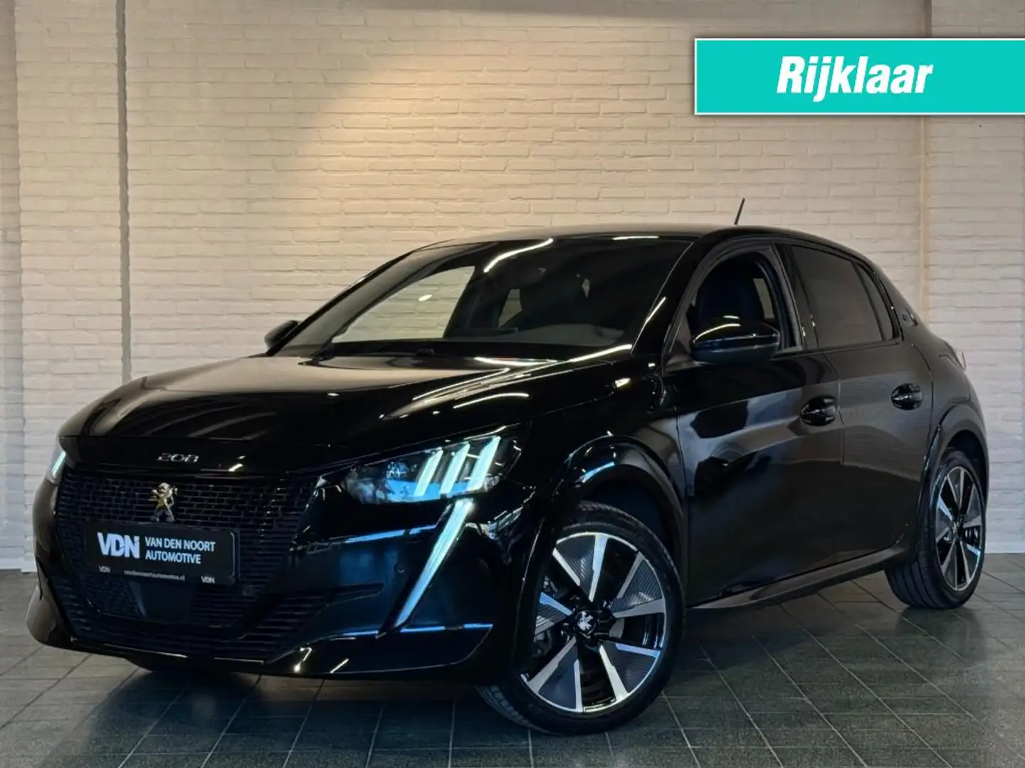 Peugeot e-208 e-208 EV GT Pack 50 kWh Alcantara Stoelv Navi LED Nero - 1