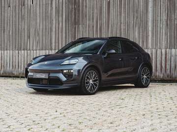 4 EV 100Kw/h /Pano/Bose /Matrix LED/Elek.trekhaak/INNO/14Way/360°/ACC/Kompass