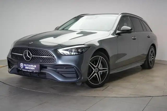 Mercedes-Benz C-Class view 3