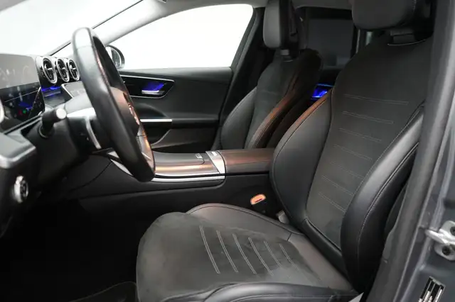 Mercedes-Benz C-Class view 14
