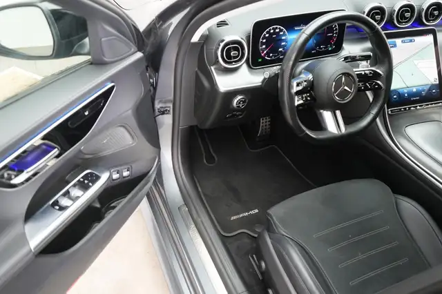 Mercedes-Benz C-Class view 15