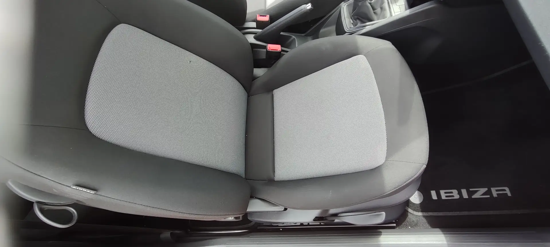 SEAT Ibiza Ibiza SC 1.0 Reference 75 Reference - 1