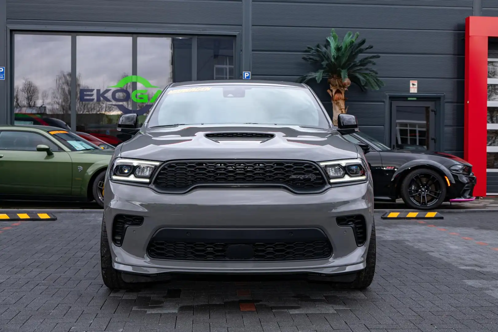 Dodge Durango 6,2l Hellcat,Brembo,ACC, Šedá - 2