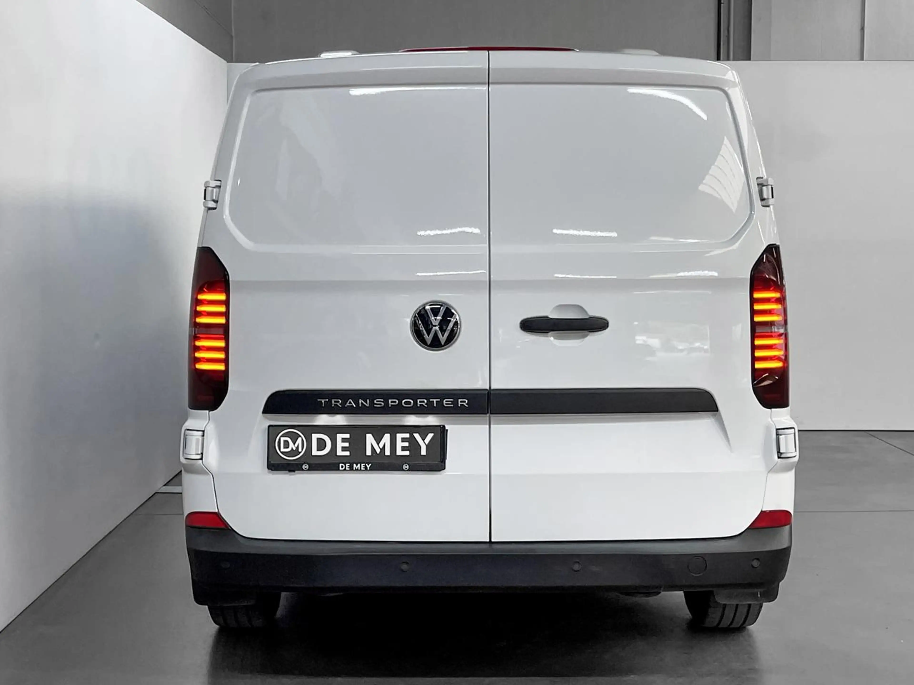 Volkswagen Transporter Transporter 2.0 TDi SCR / Carplay / Virtual / Cruise control / PDC — photo 6