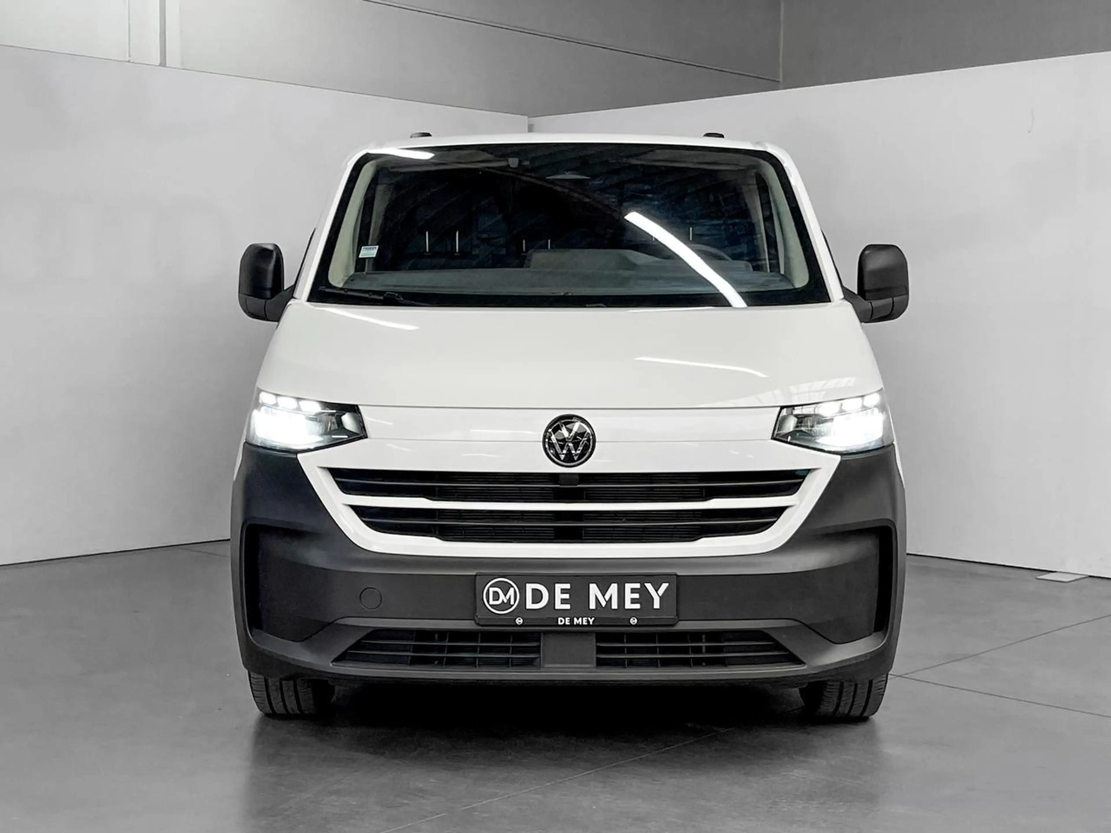 Volkswagen Transporter Transporter 2.0 TDi SCR / Carplay / Virtual / Cruise control / PDC — photo 3