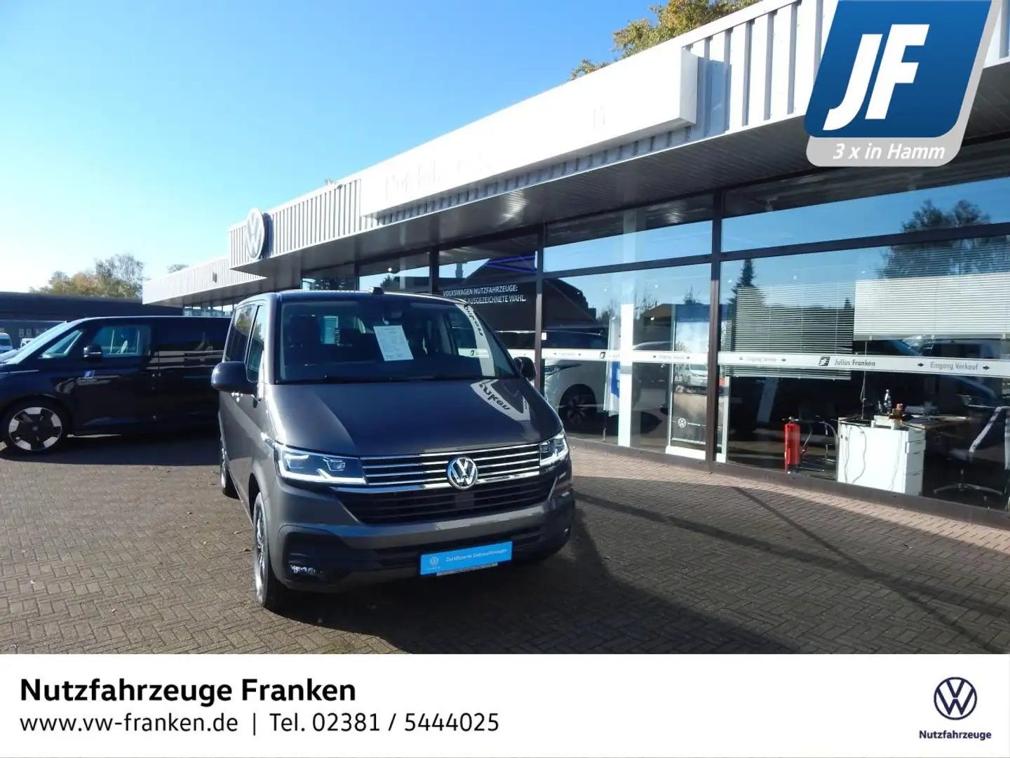 Volkswagen T6.1 Multivan Edition NAVI LED STANDH DSG Klima Grau - 1