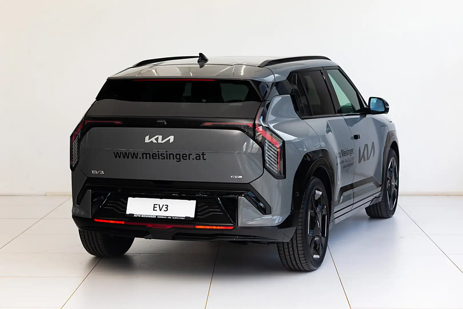Kia EV3 FWD 81,4kWh Long Range GT-Line Grau - 2