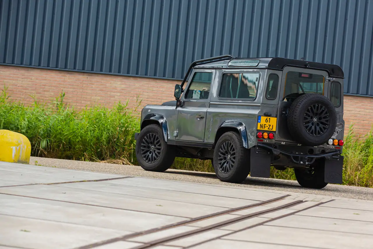 Land Rover Defender 90 V8 Coyote, foto 12