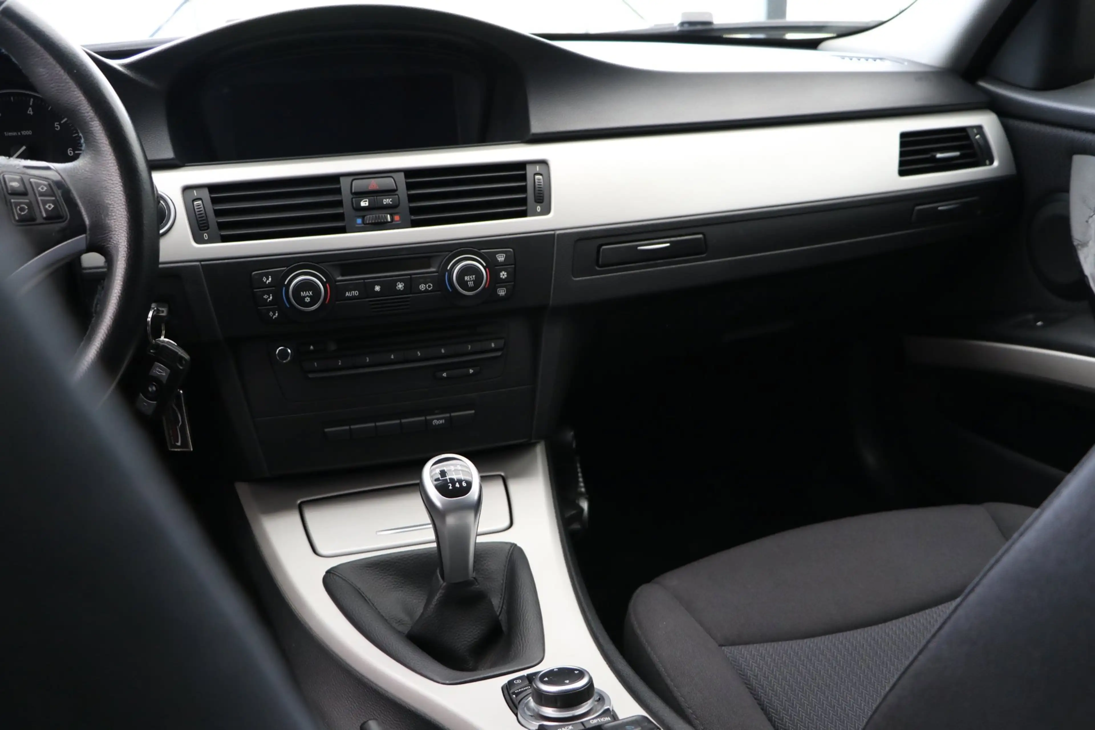 BMW 318 3-serie 318i Business Line / Nieuwe Banden + Remme — photo 8