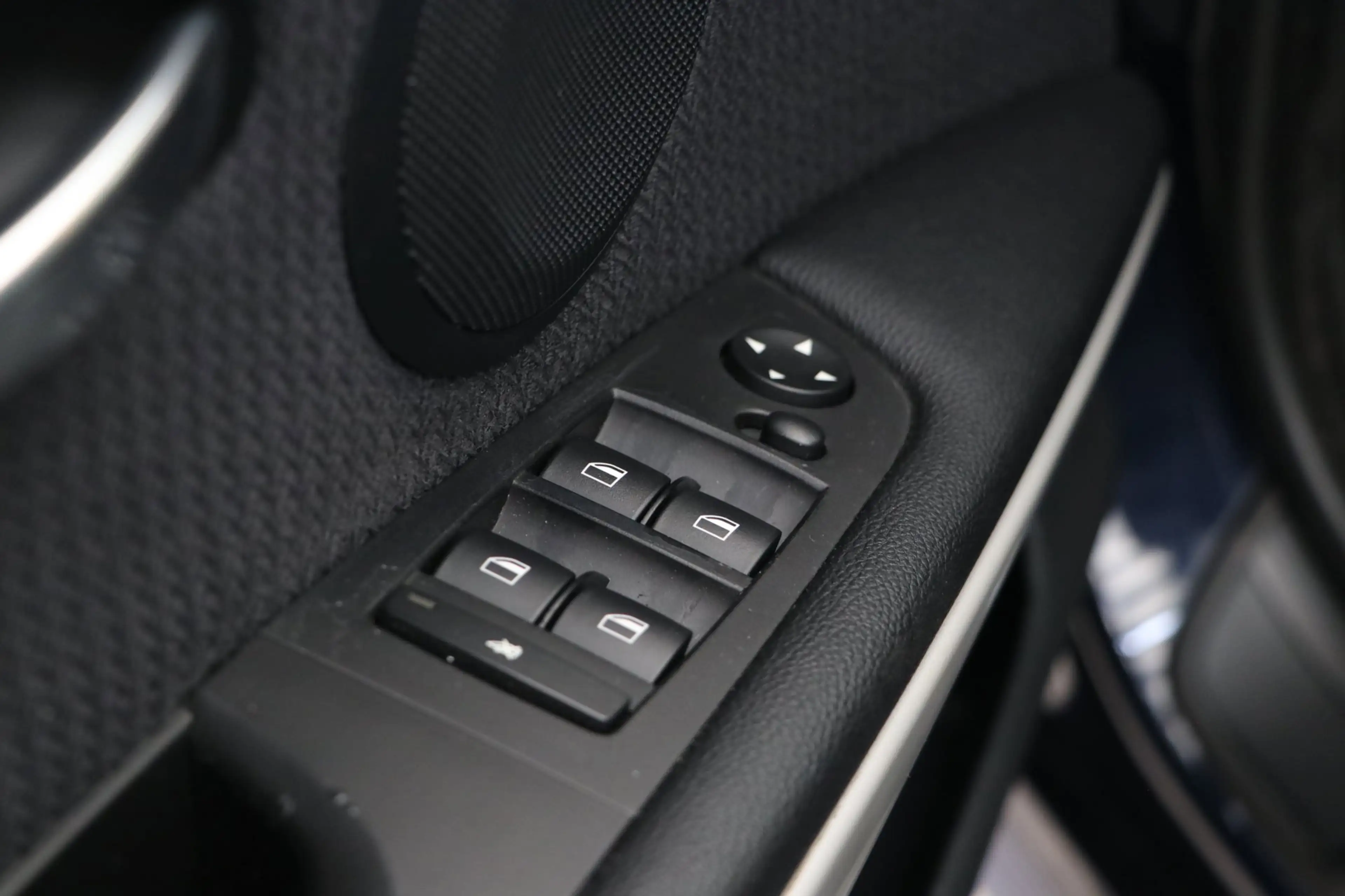 BMW 318 3-serie 318i Business Line / Nieuwe Banden + Remme — photo 19
