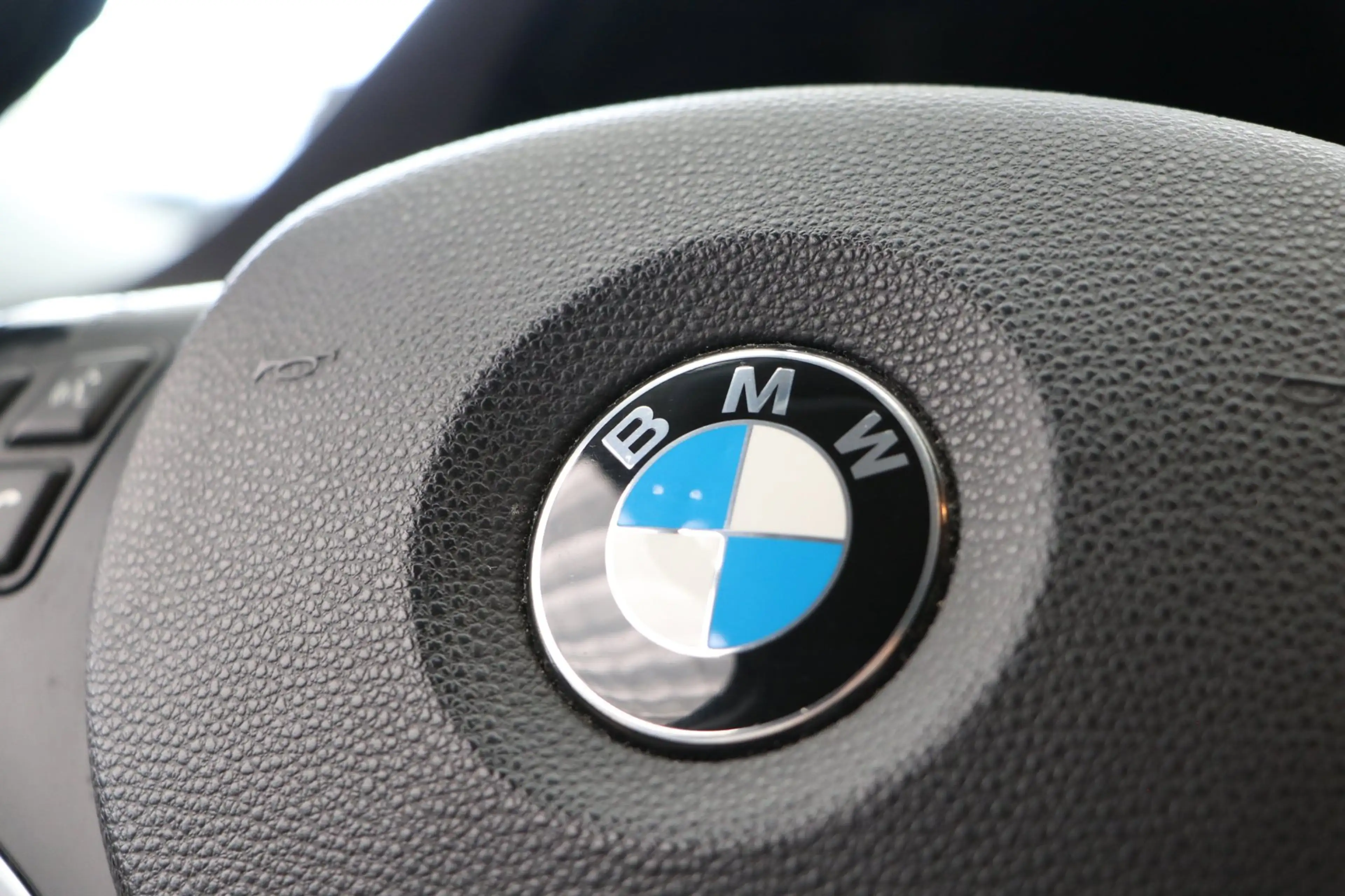 BMW 318 3-serie 318i Business Line / Nieuwe Banden + Remme — photo 25