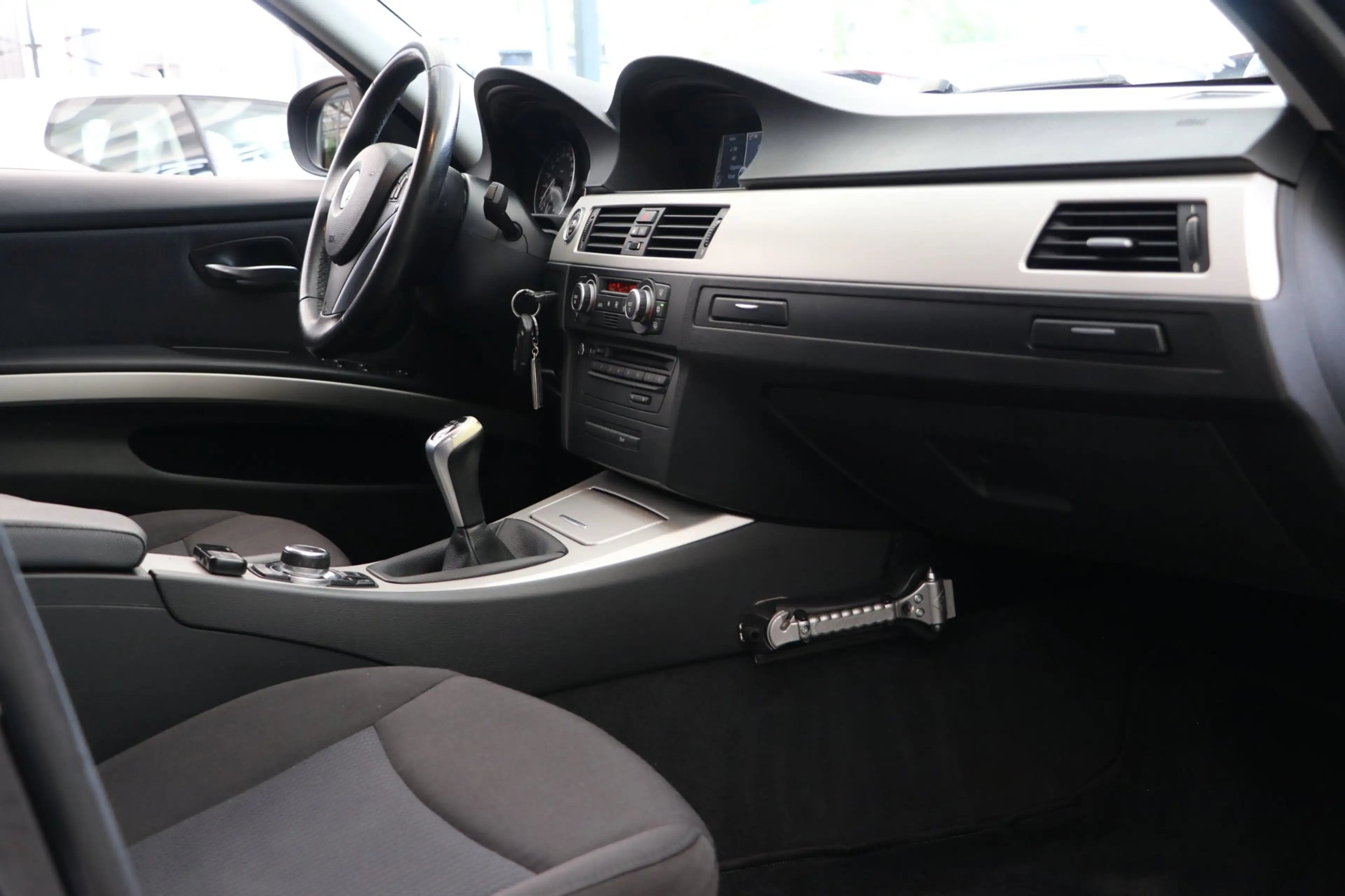 BMW 318 3-serie 318i Business Line / Nieuwe Banden + Remme — photo 42