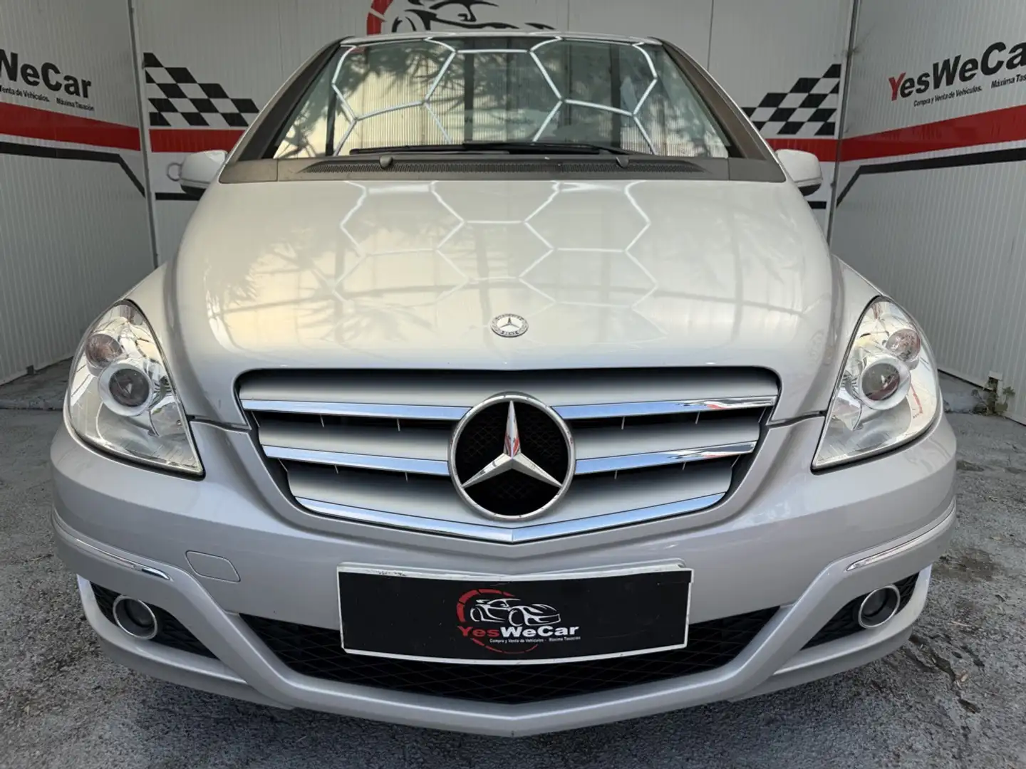 Mercedes-Benz B 180 180CDI Plateado - 2
