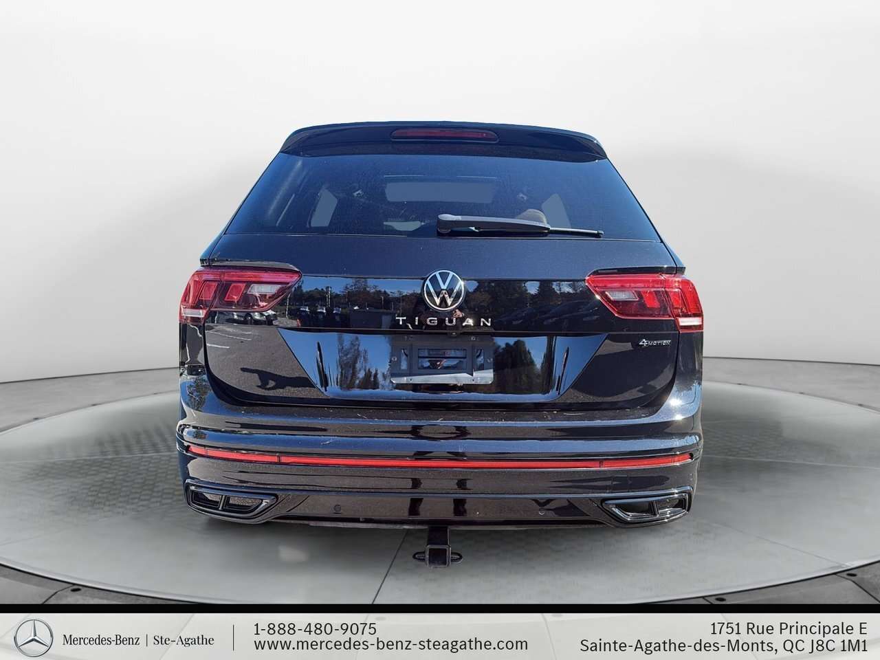 2022 Volkswagen Tiguan Comfortline R-Line Black 2.0T 8sp at w/Tip 4M — снимка 1