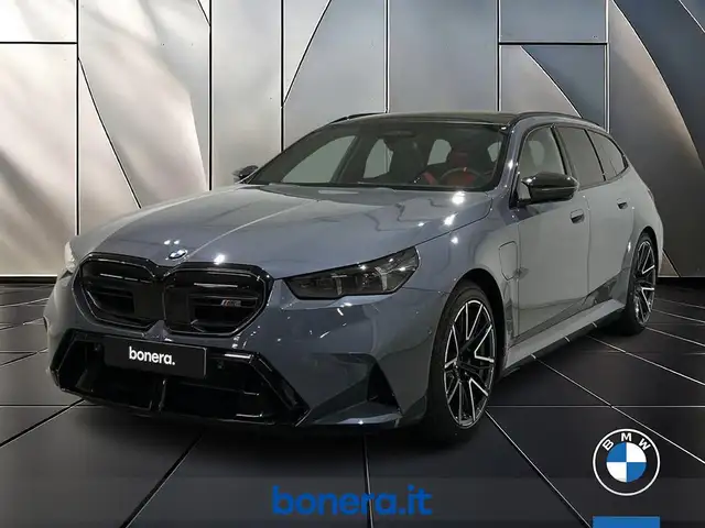BMW M5 Touring 4.4 727cv auto