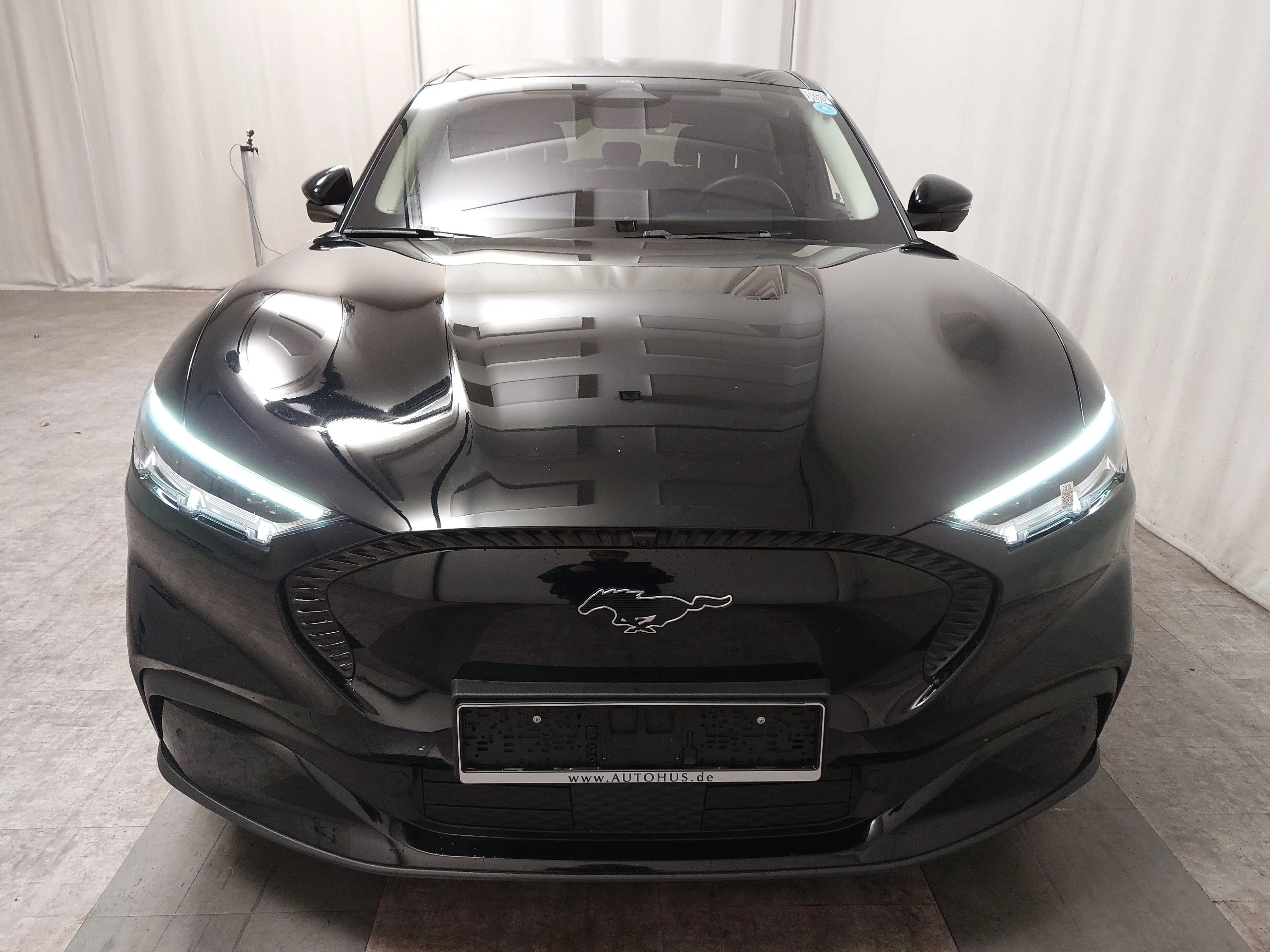 Ford Mustang Mach-E T-Leder Navi LED RFK Shz AHK — photo 9