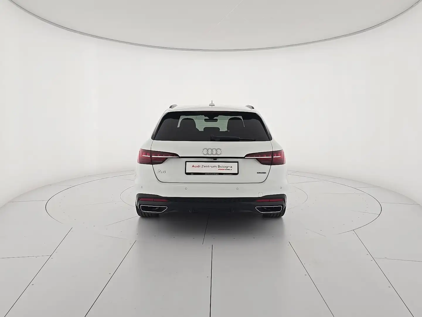 Audi A4 A4 Avant 45 TFSI quattro S tronic S line edition Blanc - 2