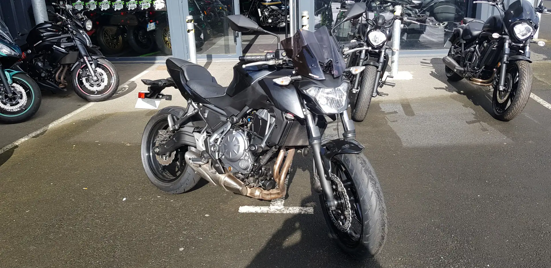 Kawasaki Z 650 Noir - 1
