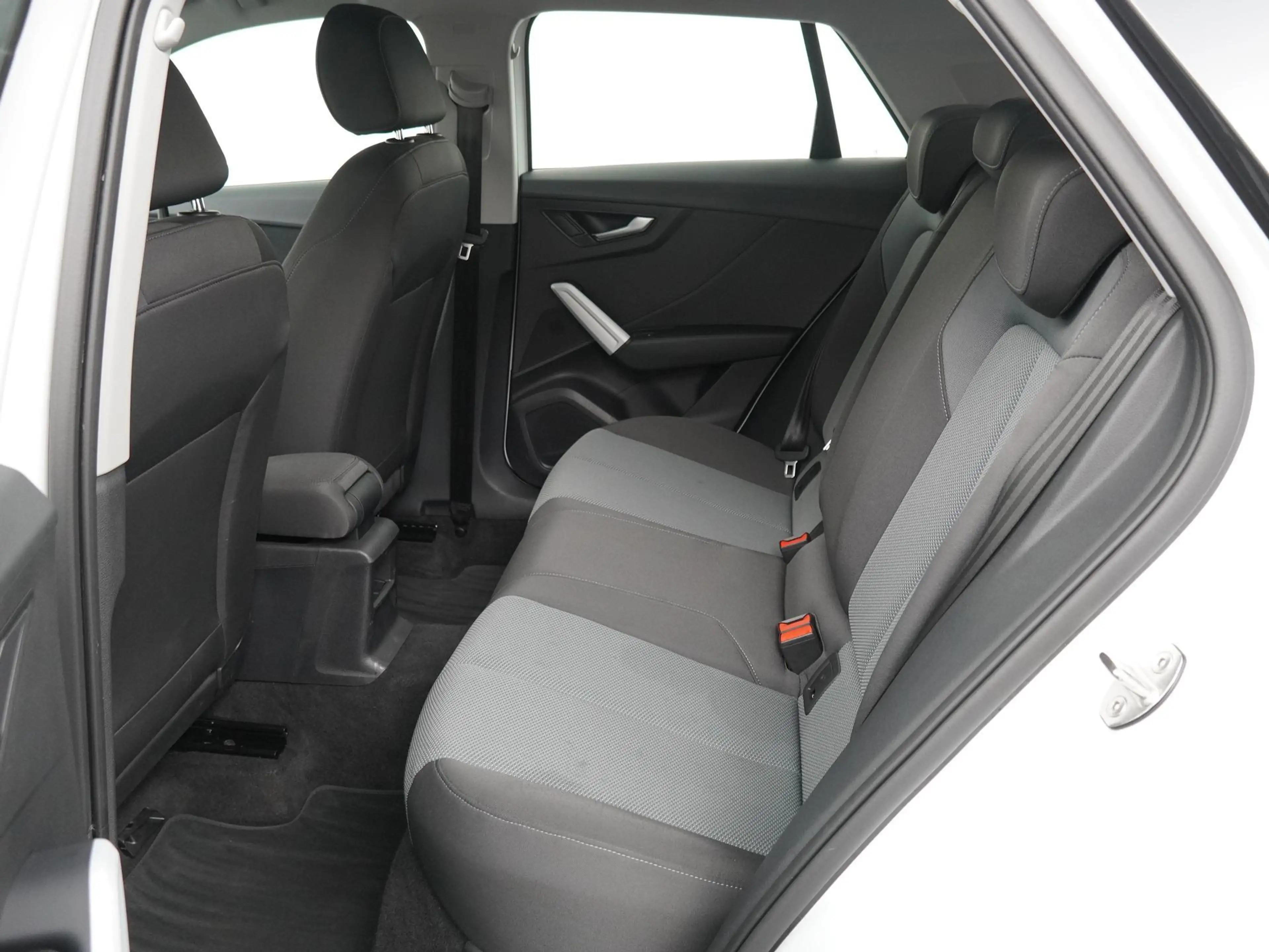Audi Q2 1.0 TFSI Design Automaat - Navigatie - Climate Con — photo 11