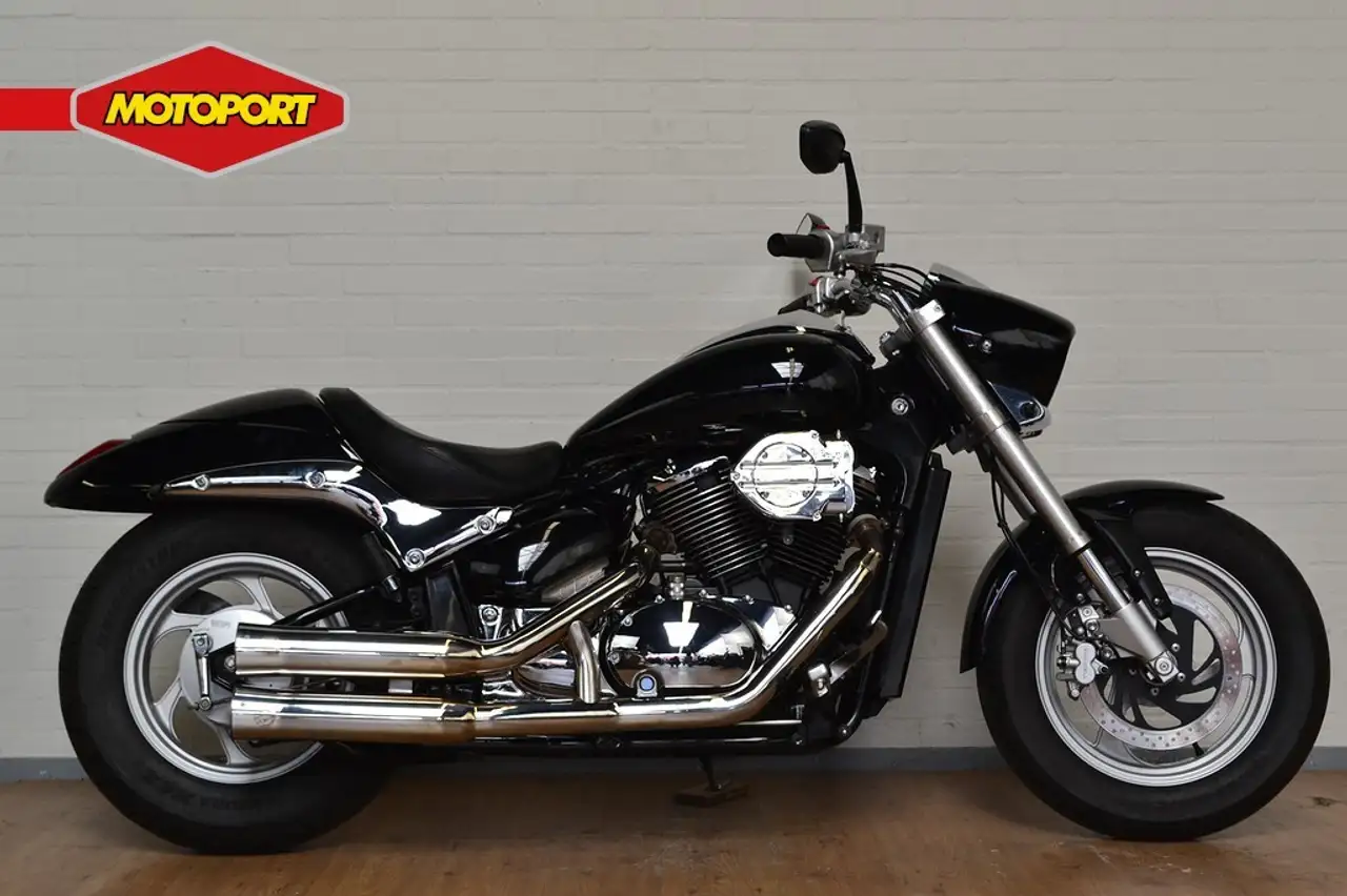 Suzuki Intruder M