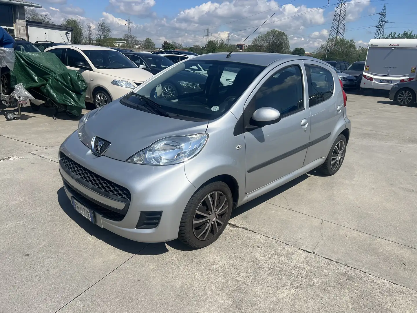 Peugeot 107 1.0 12v Allure (sweet years) 5p FL - 1
