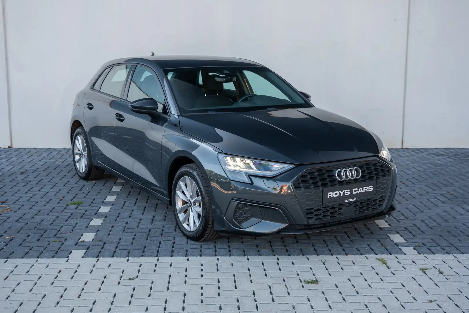 Audi A3 A3 Sportback Business Pack Grau - 1
