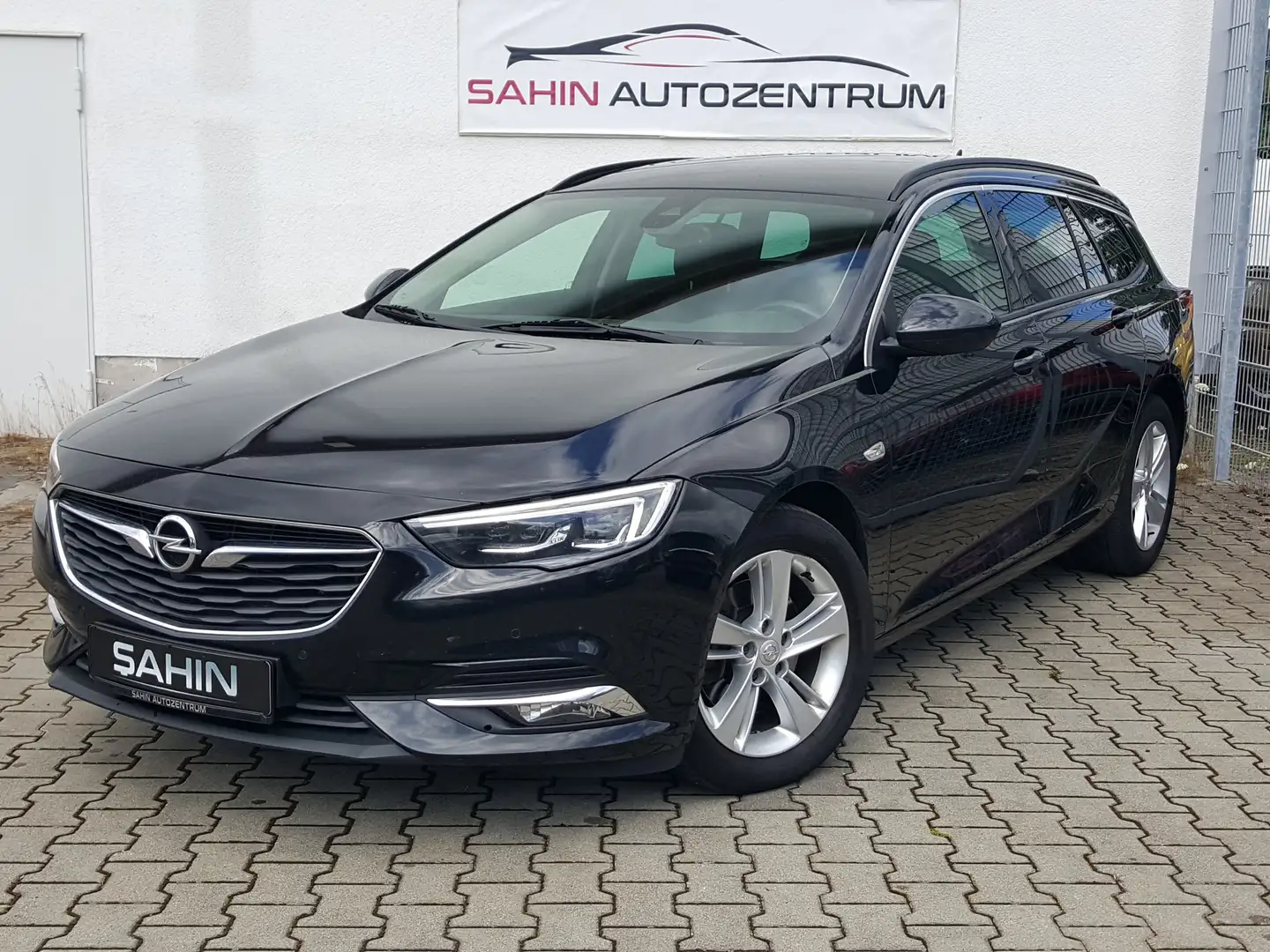 Opel Insignia 2.0 CDTI Automatik Edition LED Navi Spur PDC Schwarz - 1