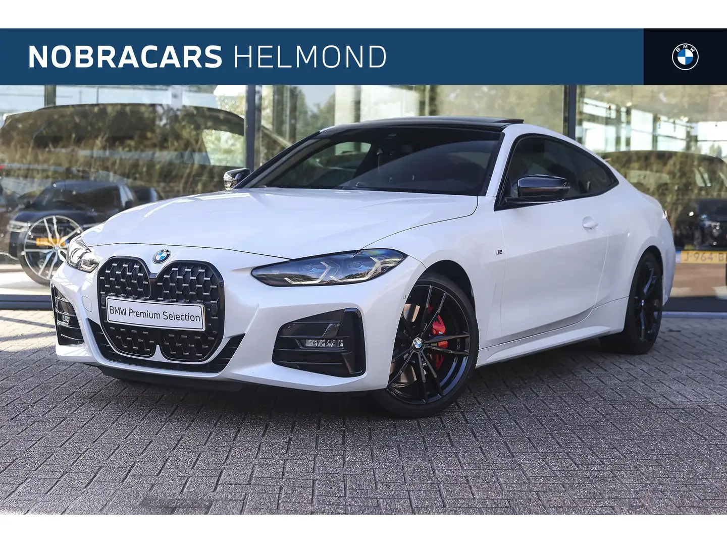 BMW 420 4 Serie Coupé 420i High Executive M Sport Automaat Wit - 1
