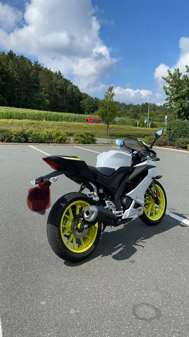 Yamaha YZF-R125 Sondermodell Blanc - 1