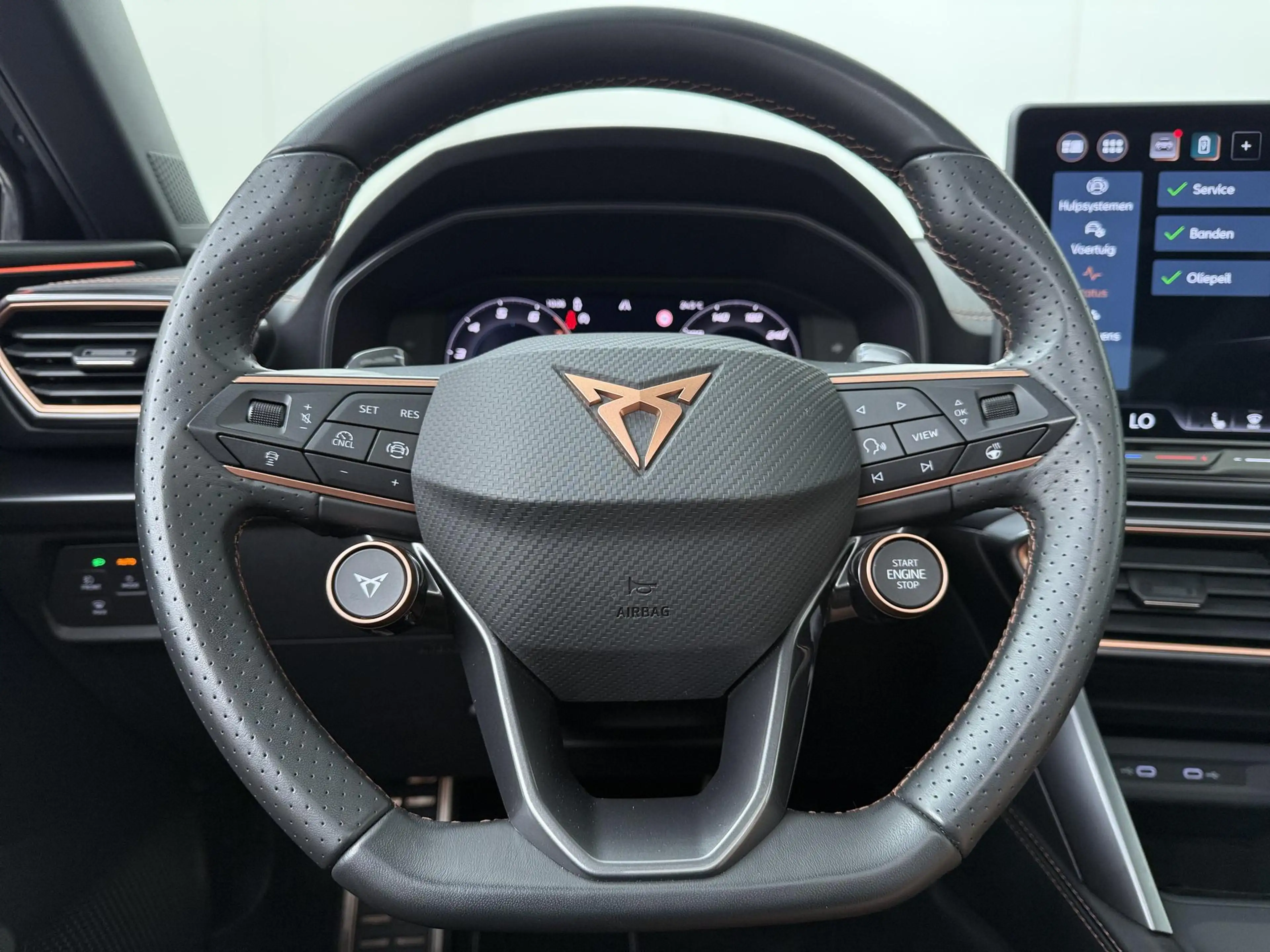 CUPRA Leon Sportstourer 1.5 TSI e-Hybrid VZ Performance | 272 — photo 8