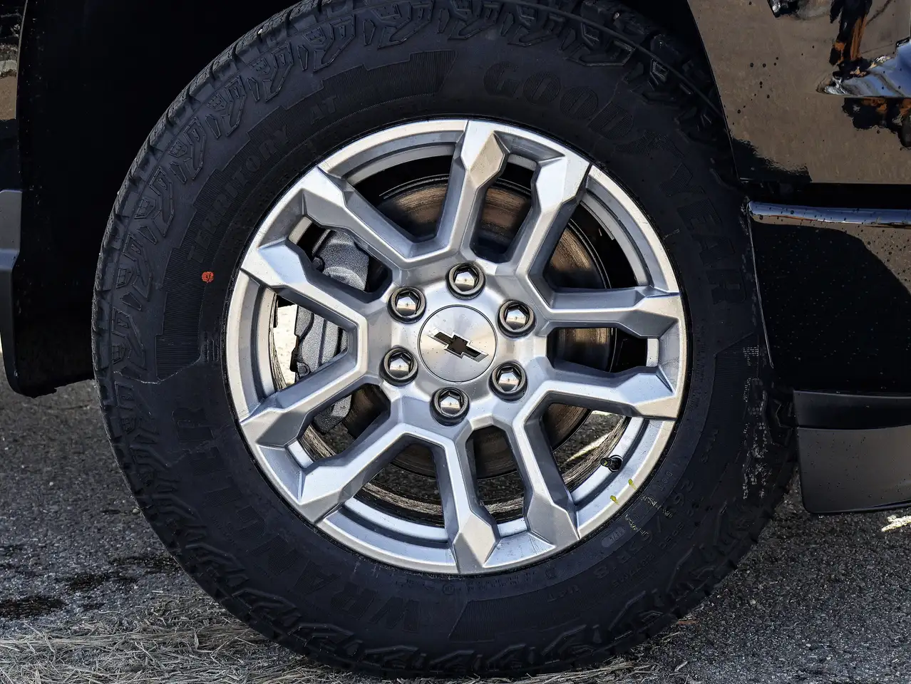 Chevrolet Silverado 1500 снимка Chevrolet Silverado 1500