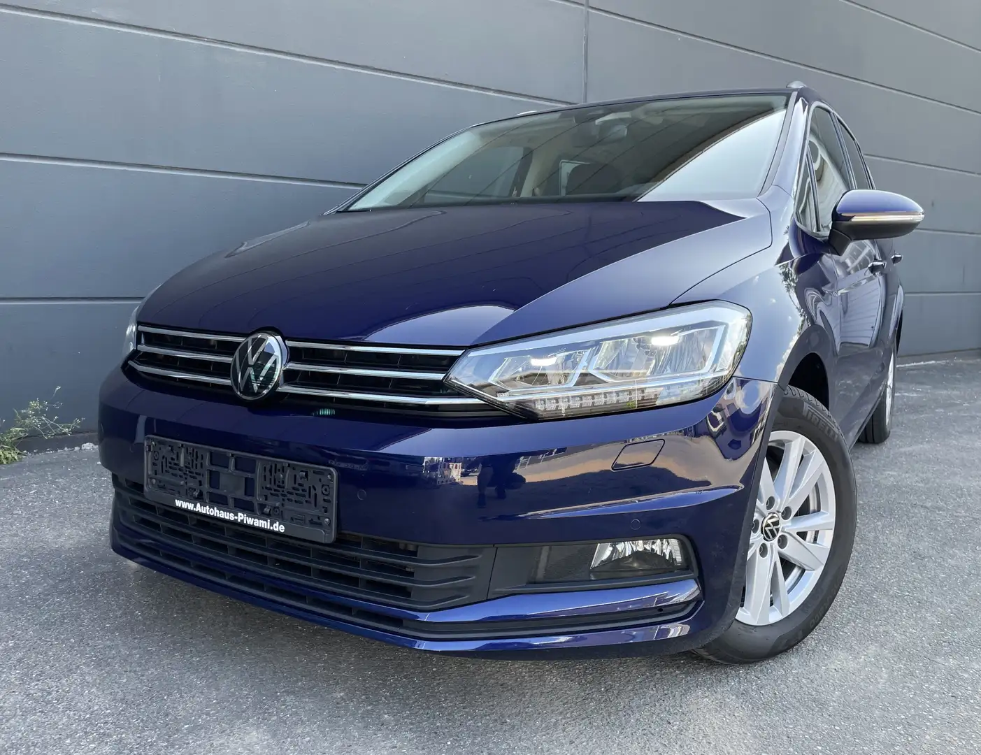 Volkswagen Touran 2.0 TDI DSG Comfortline AHK 7-Sitzer Standheizung Bleu - 2