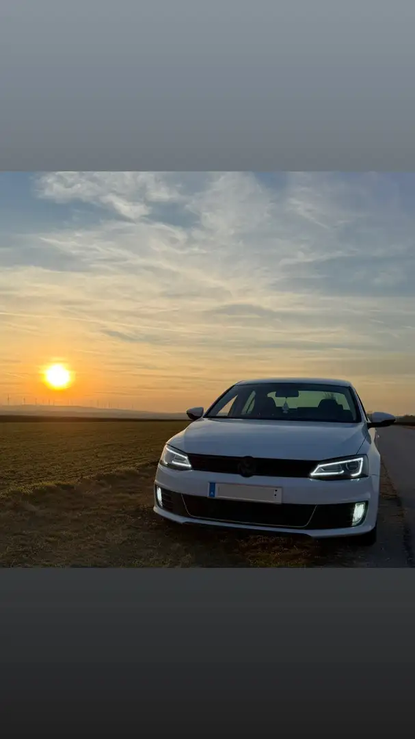 Volkswagen Jetta Trendline 1,2 TSI - 1