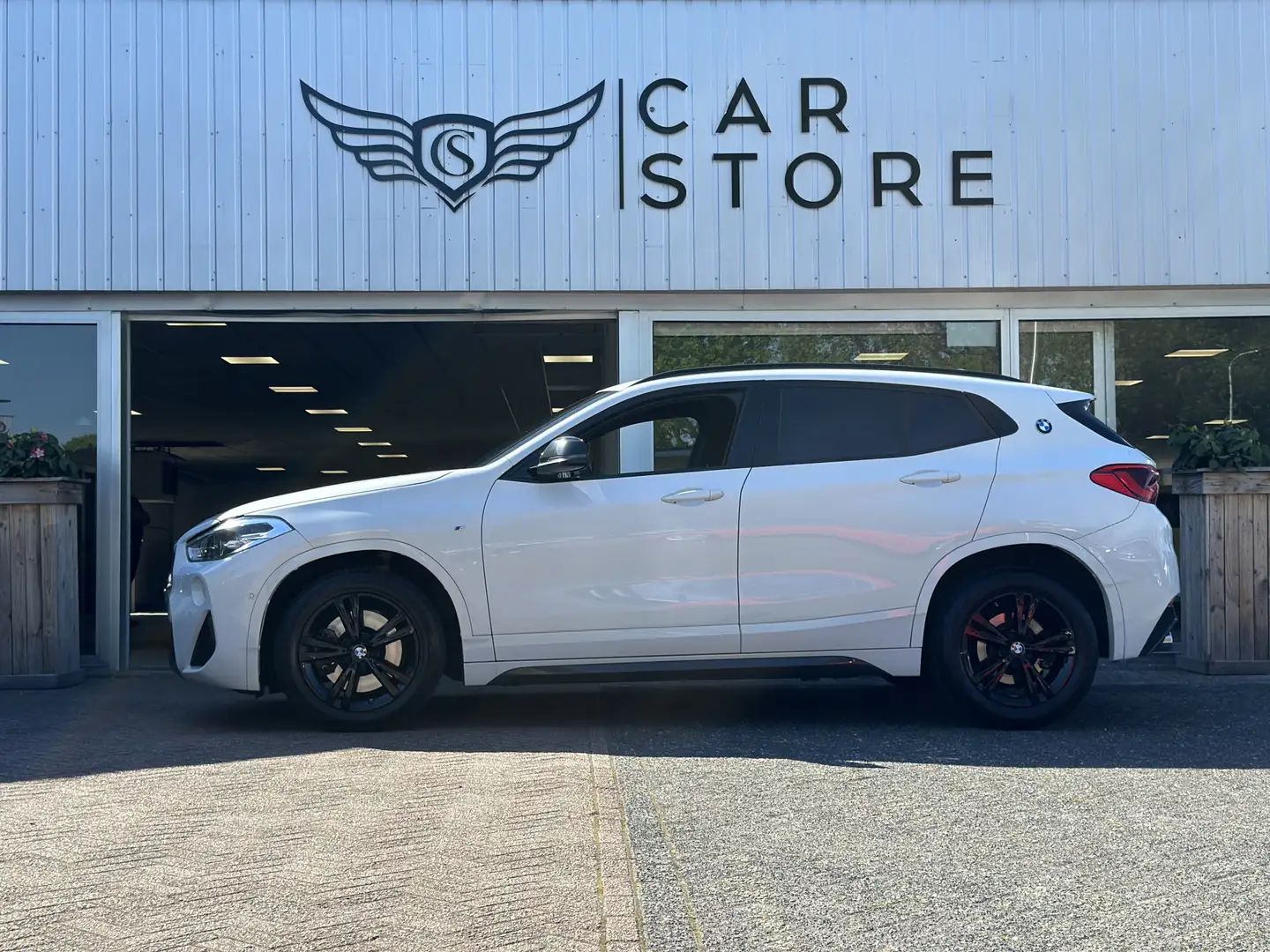 BMW X2 2.0i xDrive High Executive |M-SPORT|CAMERA|NAV|LED Bílá - 2