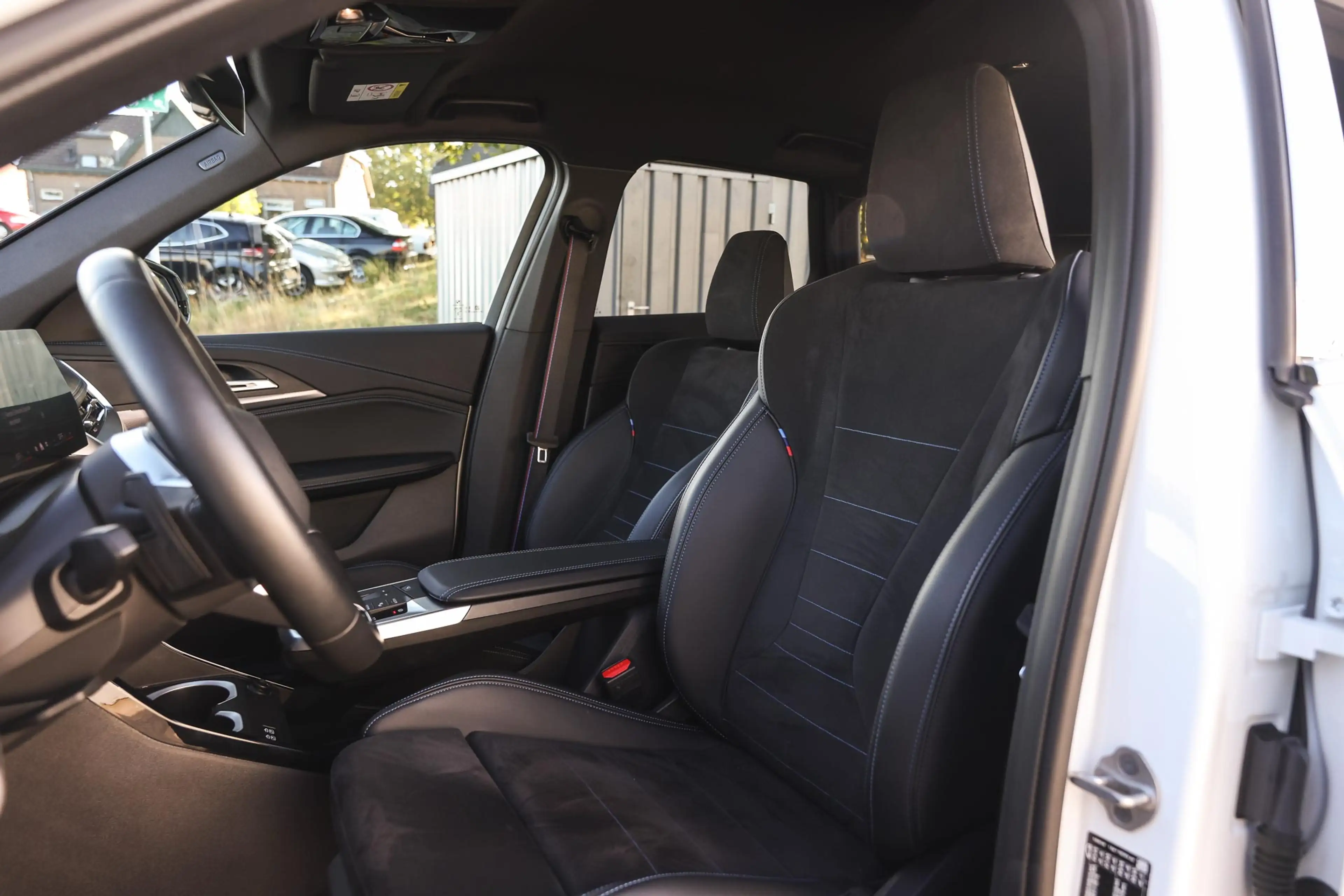BMW X1 xDrive25e M Sport Automaat / Sportstoelen / Comfor — photo 9