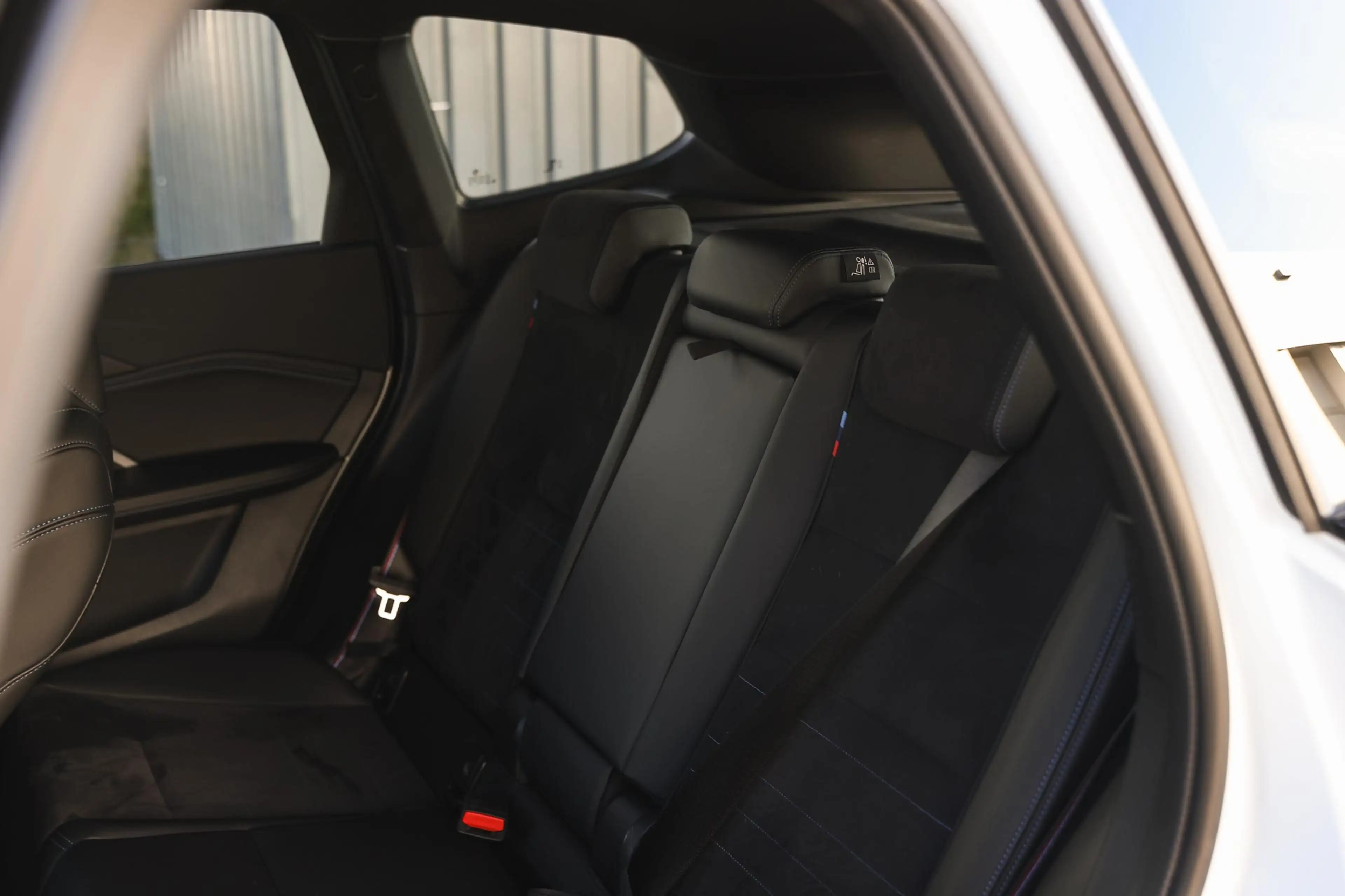 BMW X1 xDrive25e M Sport Automaat / Sportstoelen / Comfor — photo 12