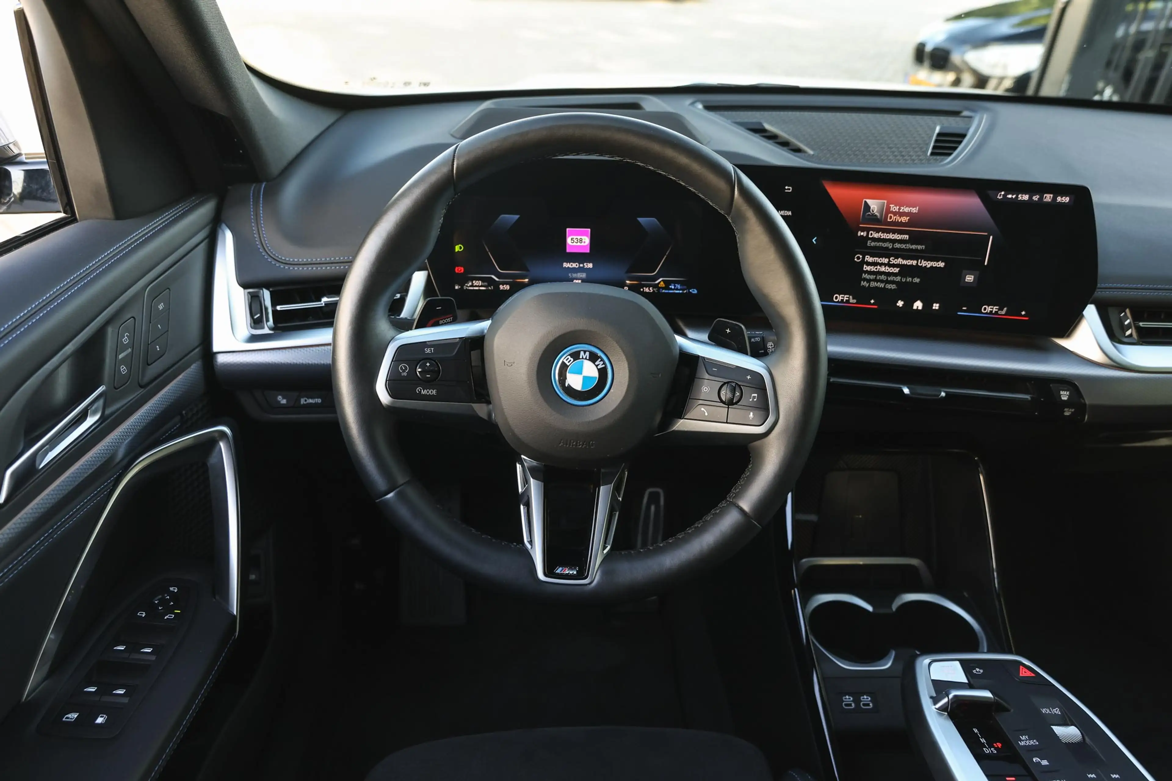 BMW X1 xDrive25e M Sport Automaat / Sportstoelen / Comfor — photo 3